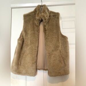 Cejon Tan Faux Fur Vest